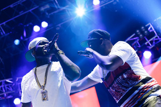 50 Cent stopped his set to address the seemingly tired crowd. He said, 